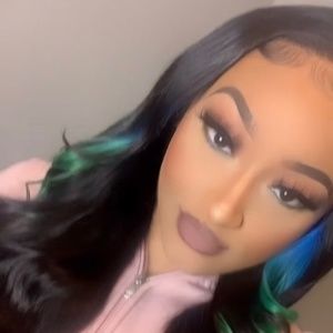 Meet your Posher, Alesianna